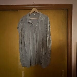 Old Navy Black and White Striped Shirt